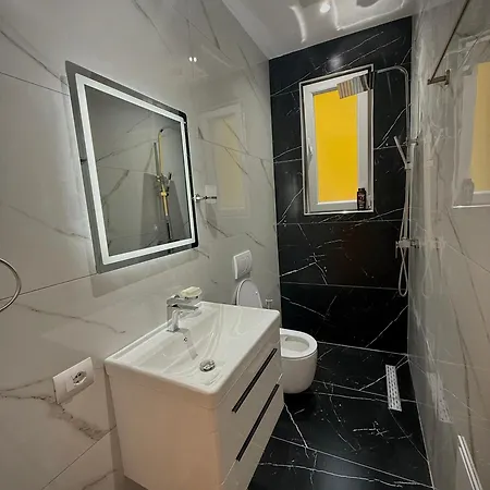 Selami Guest house *